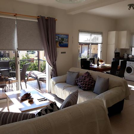 Sirena Sunrise Prestige Apartments パ フォス エクステリア 写真